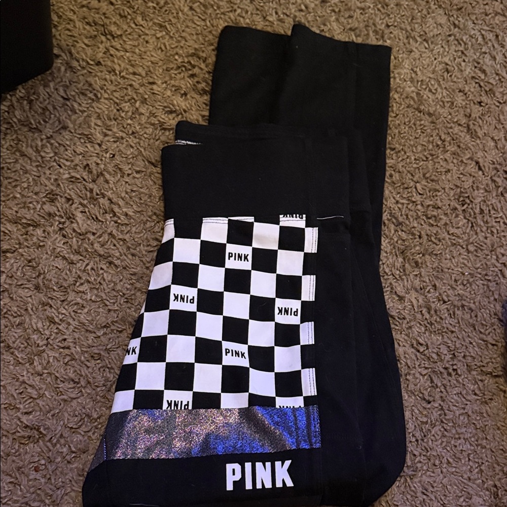 PINK Victoria's Secret women’s  Black and White Checkered Leggings